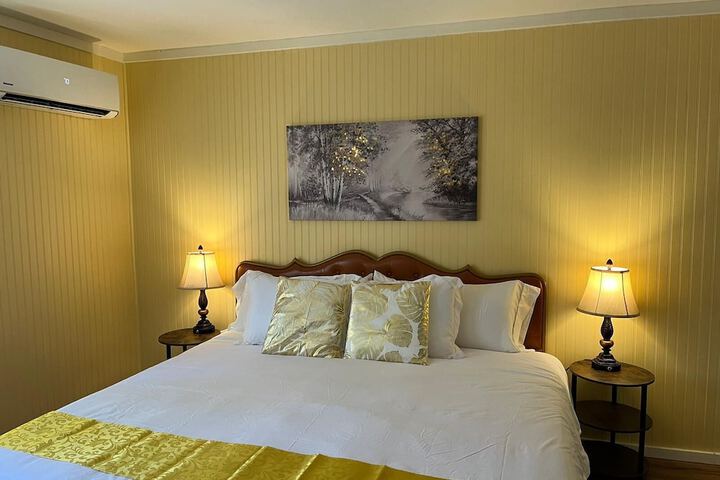 Room 42 of 72