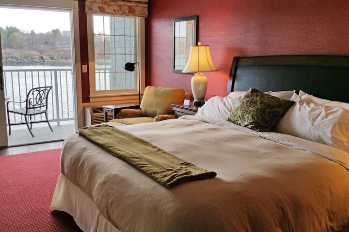 Room 26 of 79