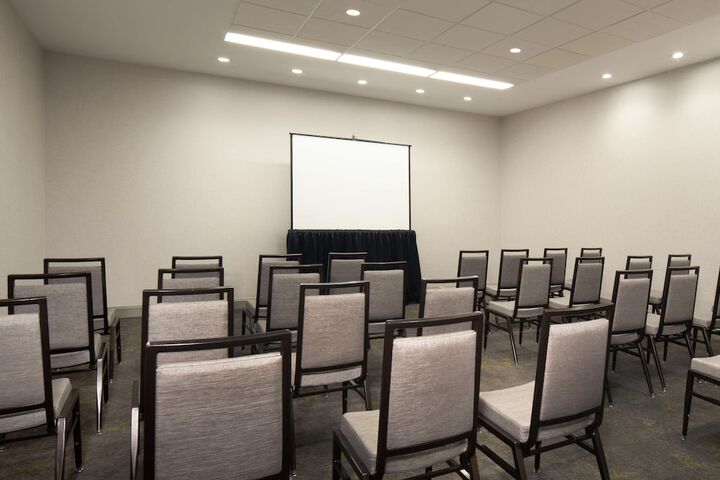 Hilton Atlanta / Marietta Hotel & Conference Center