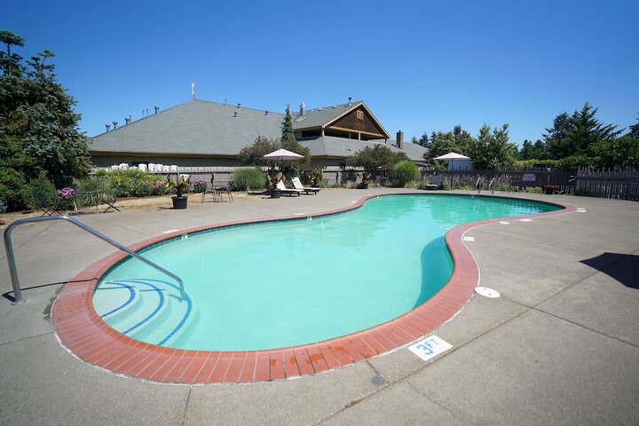 Pool 2 of 32
