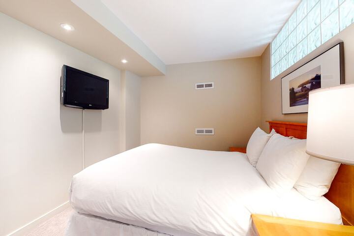 Whistler Peak Lodge