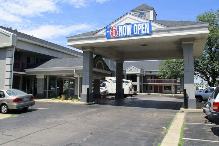 Motel 6 Alsip IL