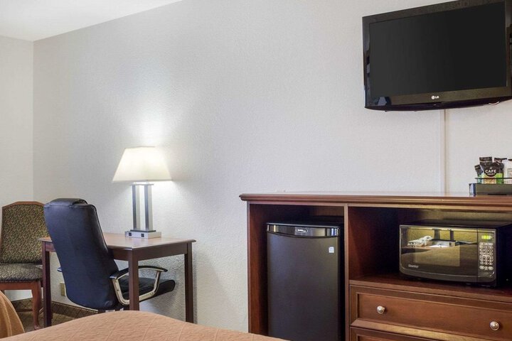 Quality Inn Oacoma - Chamberlain