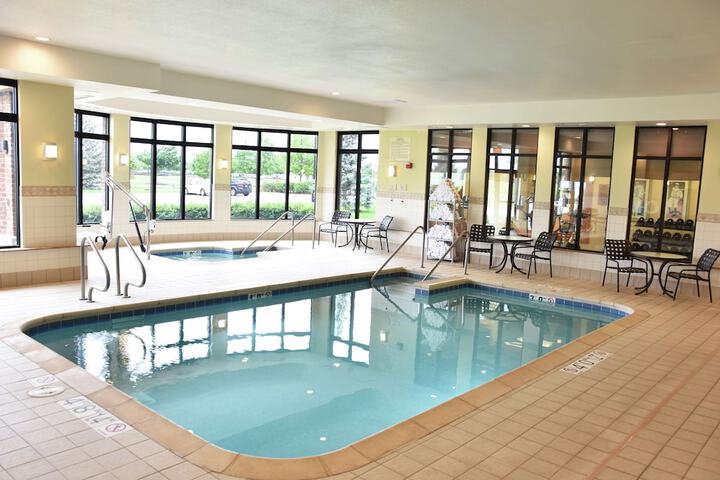 Pool 6 of 65