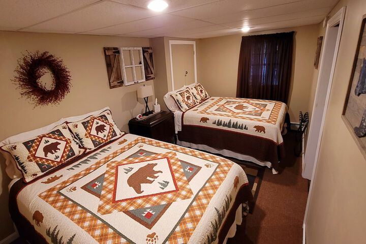 Room 32 of 38