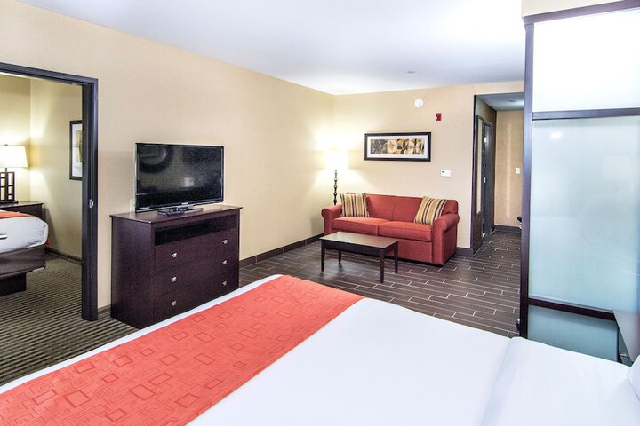 Room 15 of 27
