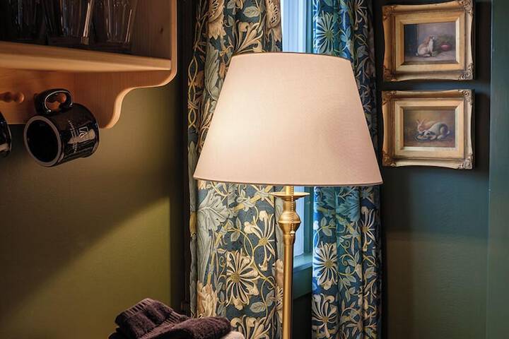 Addison Choate Inn