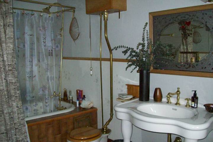 Room 8 of 39