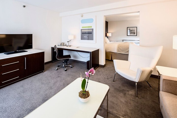 Room 14 of 48