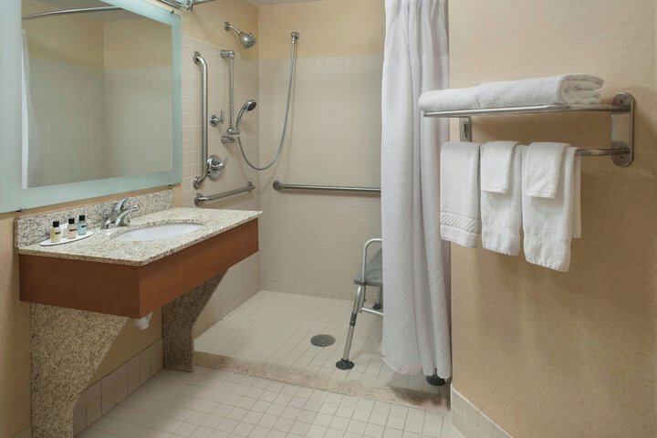 Room 16 of 20