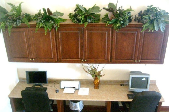 Heritage Inn & Suites