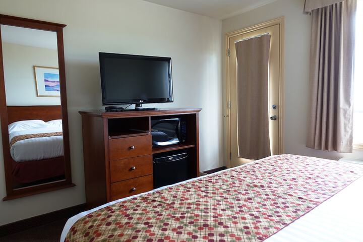 Room 14 of 36