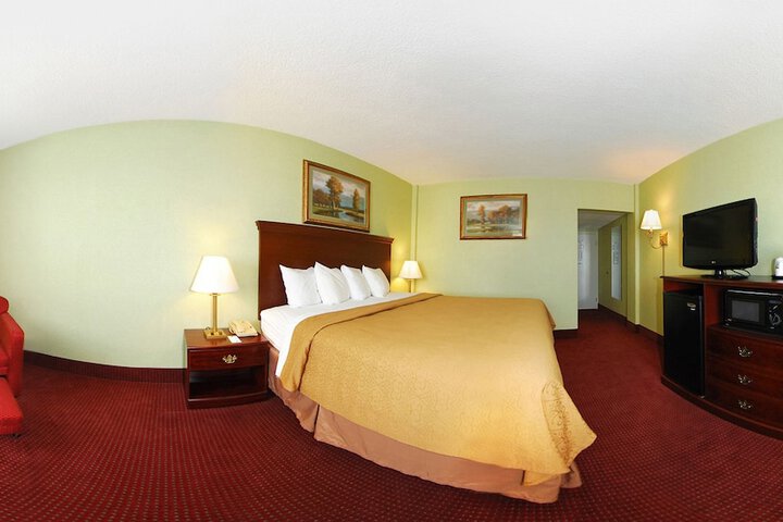 Room 14 of 49