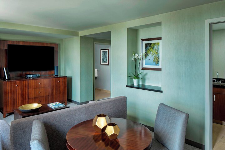 Room 42 of 116