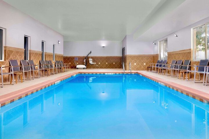 Pool 4 of 32