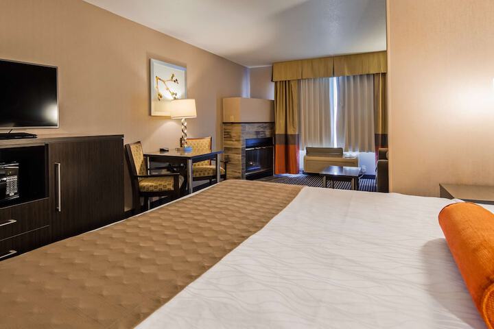 Room 21 of 35