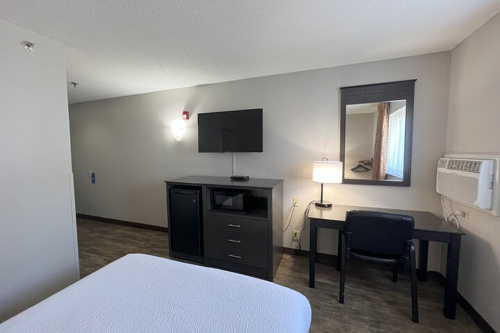 Room 35 of 42