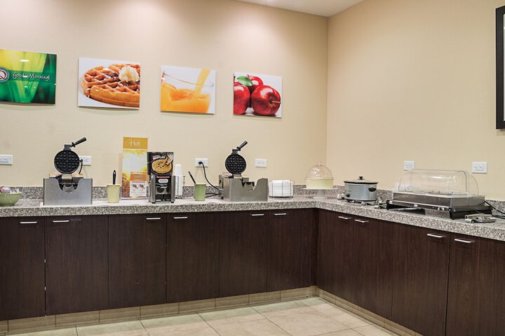Quality Inn & Suites Minot North