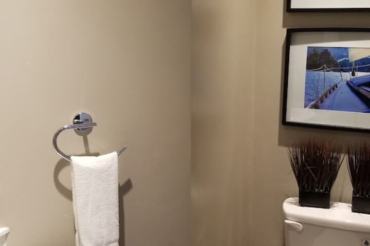 Room 80 of 245