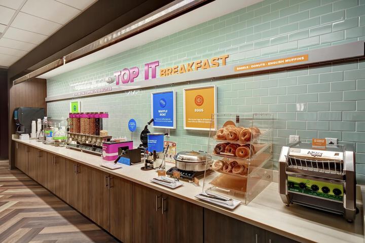 Tru by Hilton Raleigh Durham Airport