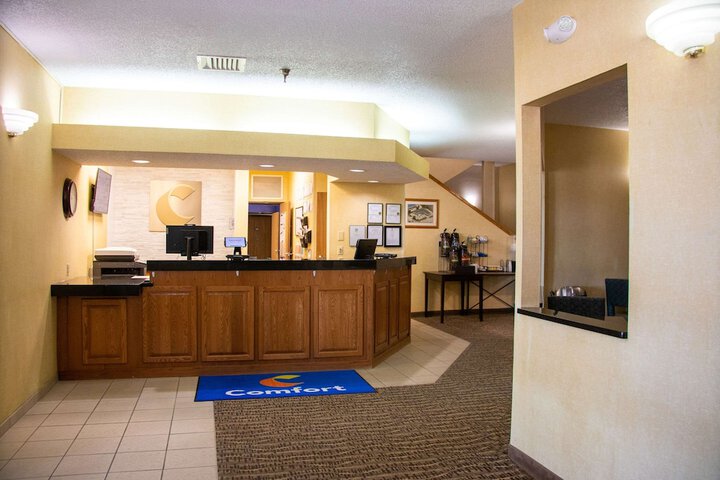 Hotel Interior 19 of 93