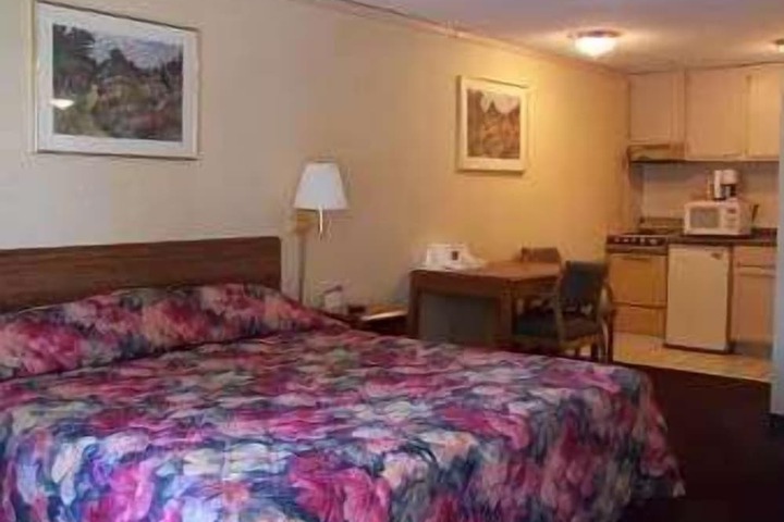 Knights Inn Rossford