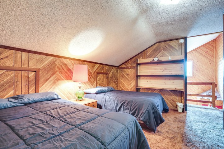 buckhorn - Slopeside Iron River Cabin w / Sauna