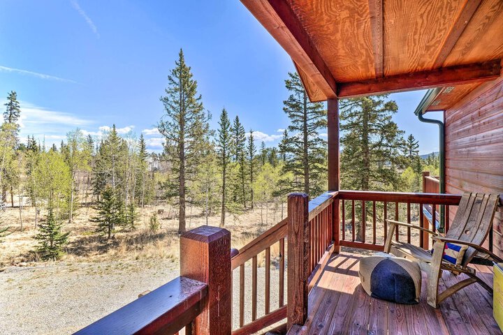 Jefferson Cabin w / Fire Pit: Near Hiking Trails!