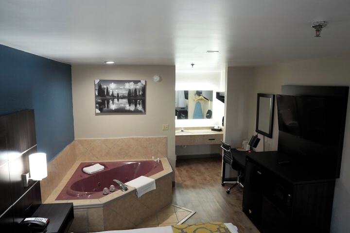 Room 20 of 48