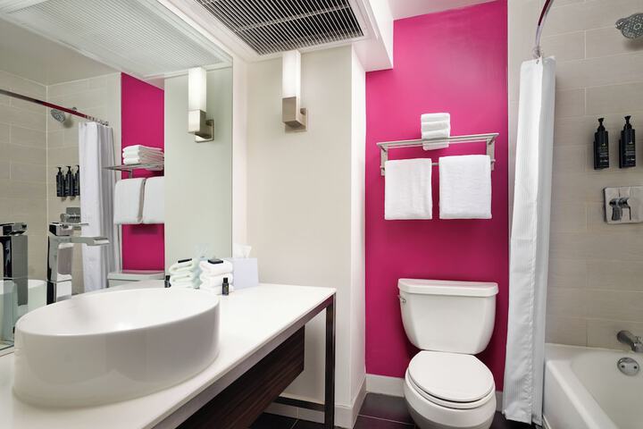 Room 20 of 48