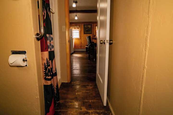Room 77 of 153