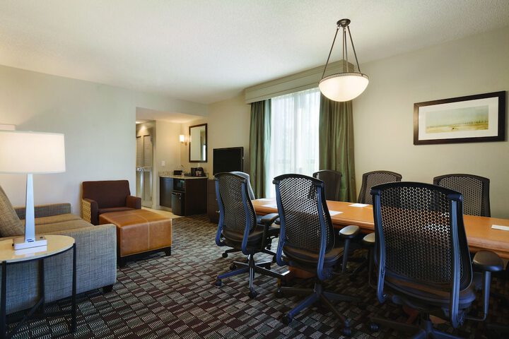 Room 50 of 92