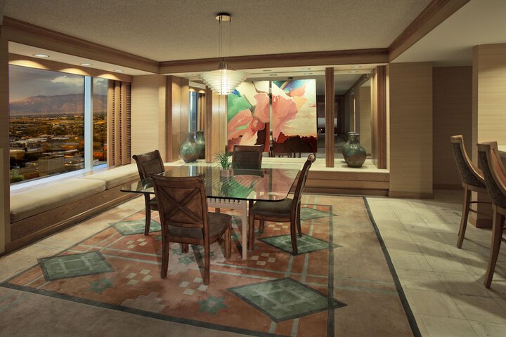 Room 22 of 61