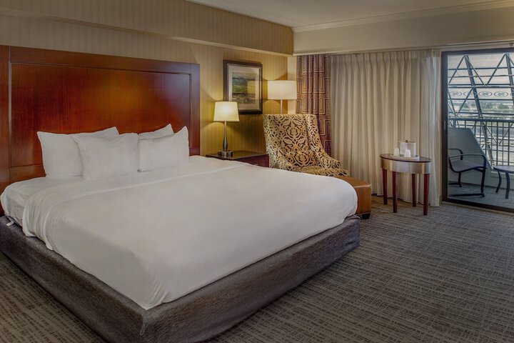 Room 138 of 184