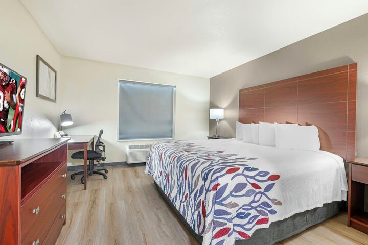 Red Roof Inn Charlestown