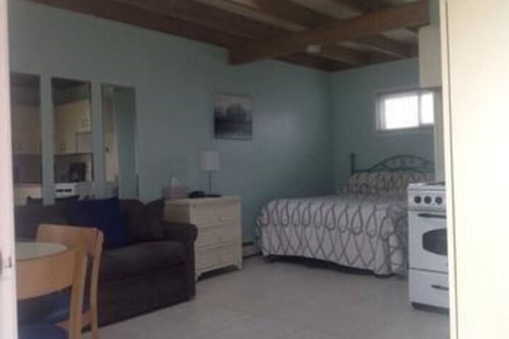 Jamesport Bay Suites