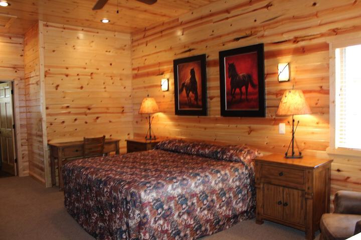 Room 5 of 18