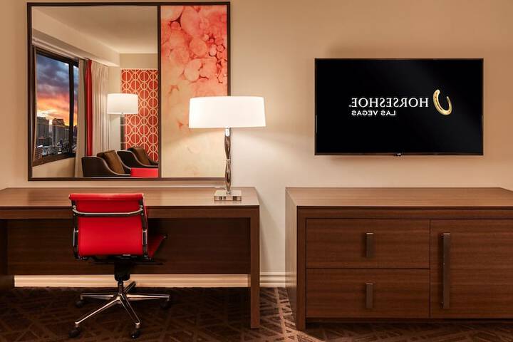 Room 29 of 57