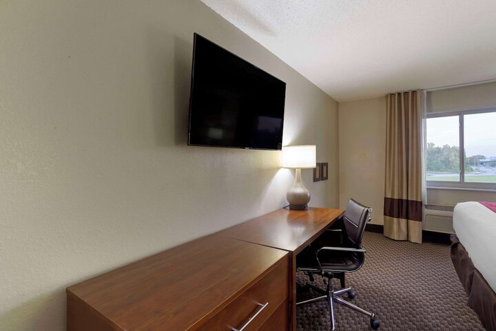 Room 15 of 35