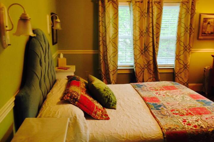 Vandiver Inn