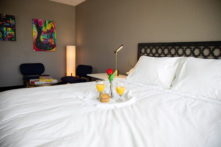 The Highlander Hotel Iowa City an Ascend Collection Hotel