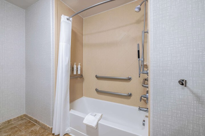 Hampton Inn & Suites Brenham