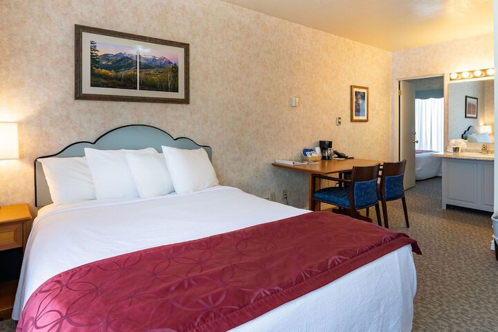Swiss Alps Inn