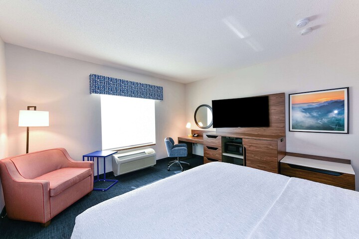 Room 68 of 116