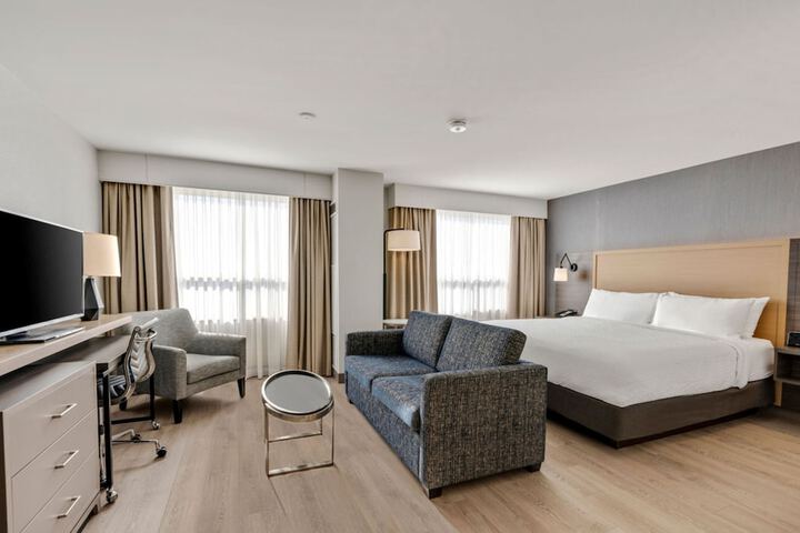 Room 38 of 134