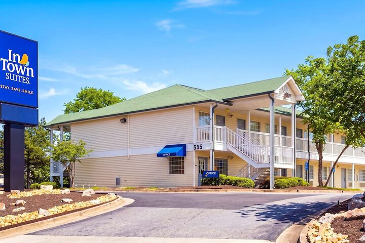 InTown Suites Extended Stay - Atlanta Cumming