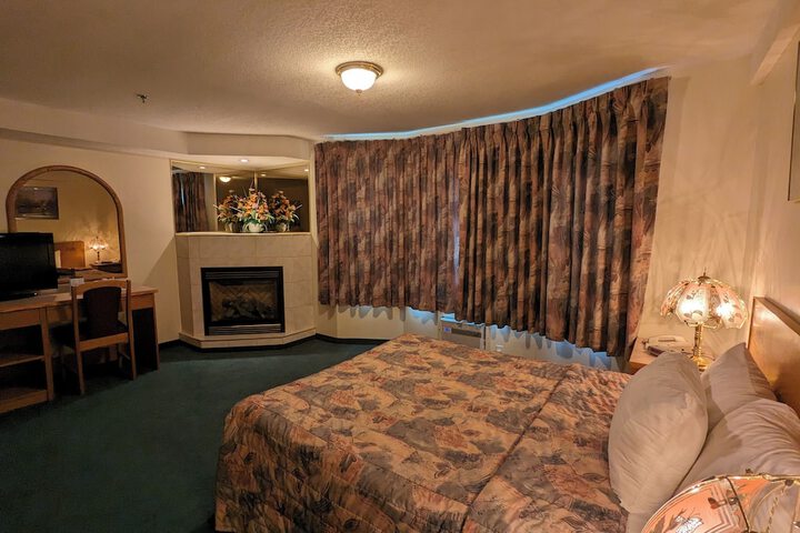 Room 29 of 82