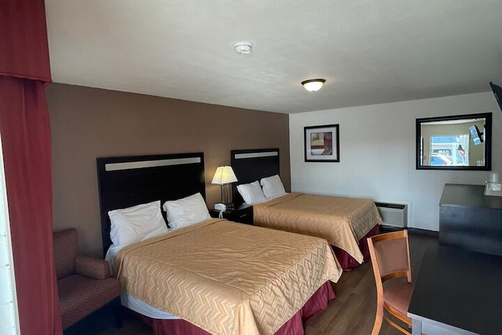 Room 25 of 29