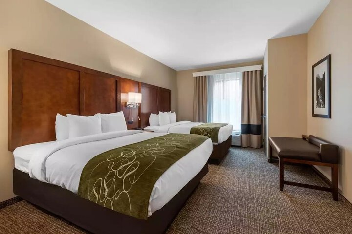 Room 34 of 42