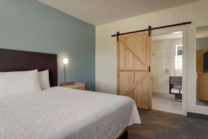 Home2 Suites by Hilton Austin North / Near the Domain